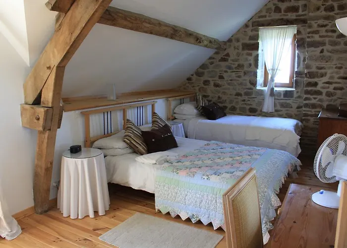 L'aide Frechu Landhuis Mortain-Bocage