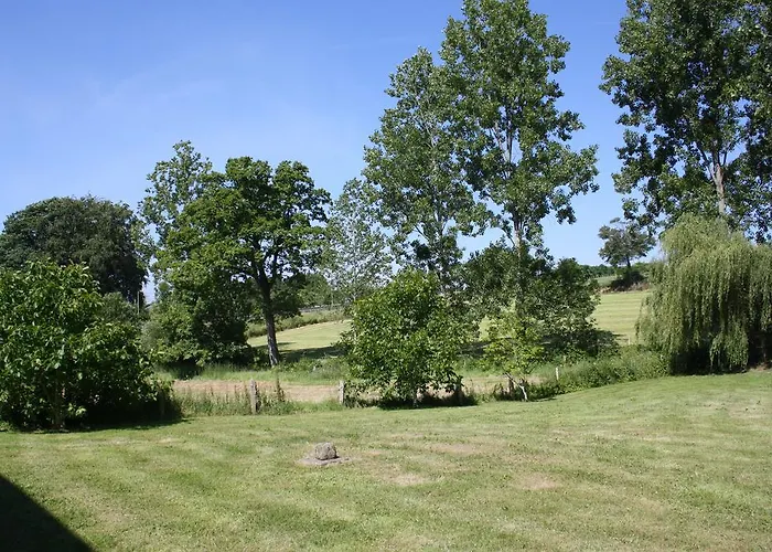 L'aide Frechu Landhuis Mortain-Bocage